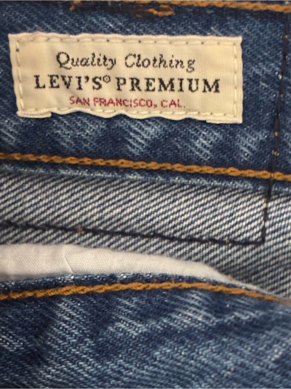 Levi’s Wedgie Straight Womens High Rise Cropped Raw Hem Jeans Size 30 light wash - Picture 5 of 9